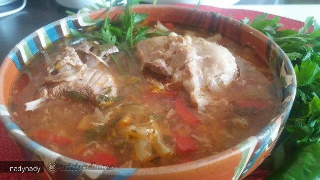 Imagine Reteta culinara Ciorba de Potroace de Curcan cu Zeama de Varza | 2review.ro
