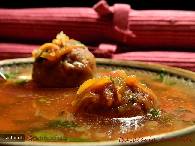 Imagine Reteta culinara Ciorba Vegana cu Perisoare | 2review.ro