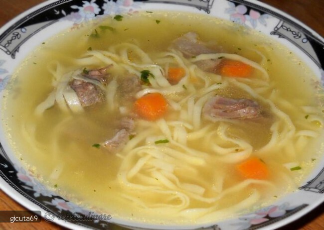 Imagine Reteta culinara Supa de vitel cu taitei de casa | 2review.ro