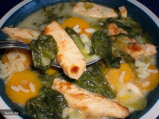 Imagine Reteta culinara Ciorba de Salata cu Piept de Pui | 2review.ro