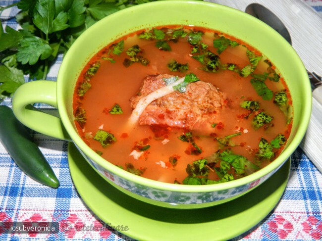 Imagine Reteta culinara Ciorba de coaste afumate | 2review.ro