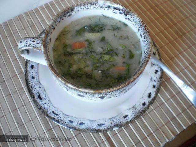 Imagine Reteta culinara Supa de Fasole cu Salata Verde | 2review.ro