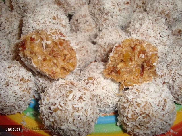 Imagine Reteta culinara Bomboane Din Fructe Deshidratate | 2review.ro