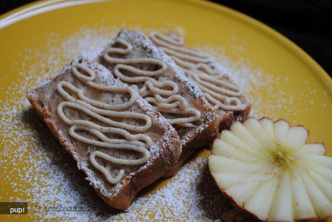 Imagine Reteta culinara Chec cu Mere | 2review.ro