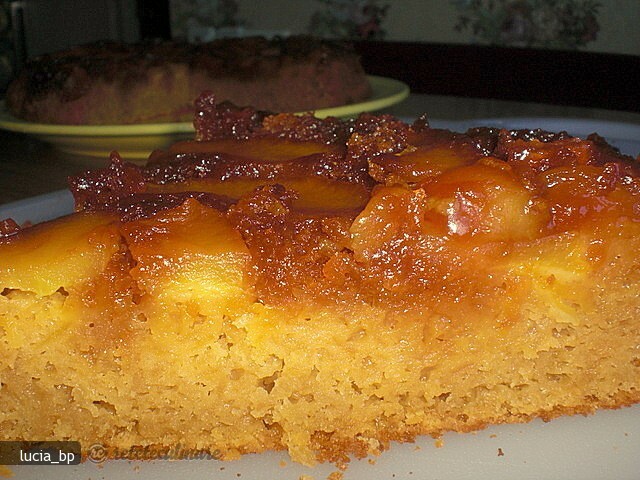 Imagine Reteta culinara Chec cu Mere si Vanilie | 2review.ro