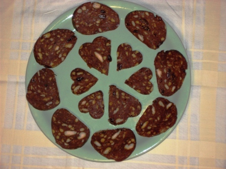 Imagine Reteta culinara Salam de biscuiţi reţetă cu pere și stafide | 2review.ro