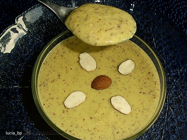 Imagine Reteta culinara Budinca Dulce de Migdale- Badam Kheer | 2review.ro