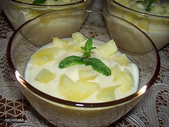 Imagine Reteta culinara Mousse de Mango cu Iaurt Grecesc | 2review.ro