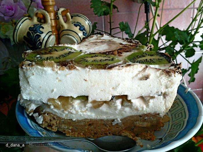 Imagine Reteta culinara Tort Festiv cu Iaurt | 2review.ro