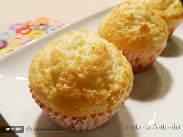 Imagine Reteta culinara Briose cu Branza | 2review.ro