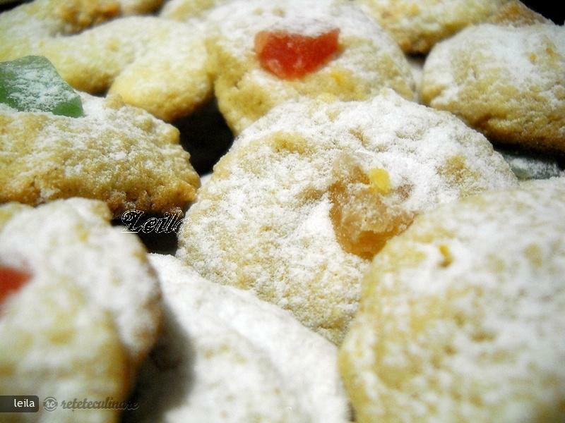 Imagine Reteta culinara Biscuiti Festivi | 2review.ro