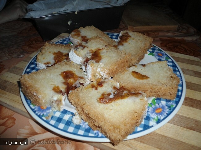 Imagine Reteta culinara Chec cu Piersici (de Post) | 2review.ro