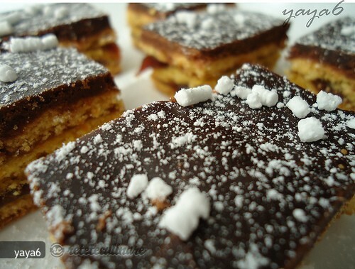 Imagine Reteta culinara Prajitura cu Morcov si Gem de Prune | 2review.ro