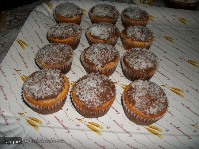 Imagine Reteta culinara Mufffins cu Nuca de Cocos | 2review.ro