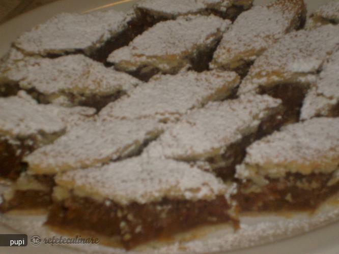 Imagine Reteta culinara Placinta cu Mere | 2review.ro