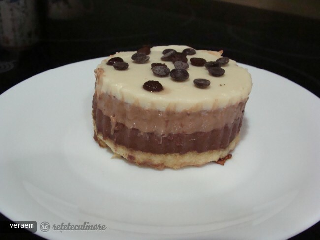 Imagine Reteta culinara Tarta Trei Ciocolate | 2review.ro