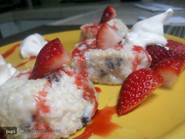 Imagine Reteta culinara Quinoa Pudding (Budinca de Quinoa cu Stafide) | 2review.ro