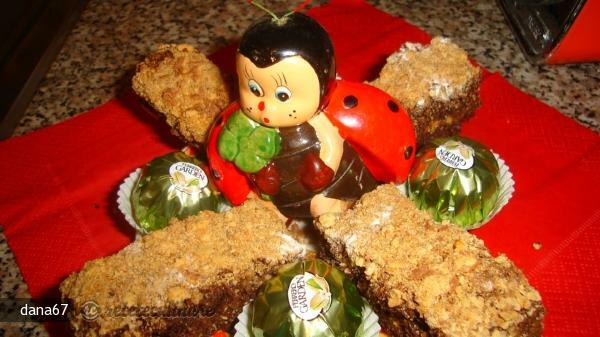 Imagine Reteta culinara Chec de Ciocolata Crocant | 2review.ro