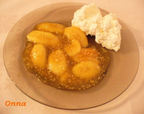 Imagine Reteta culinara Banane in sos caramel si susan | 2review.ro
