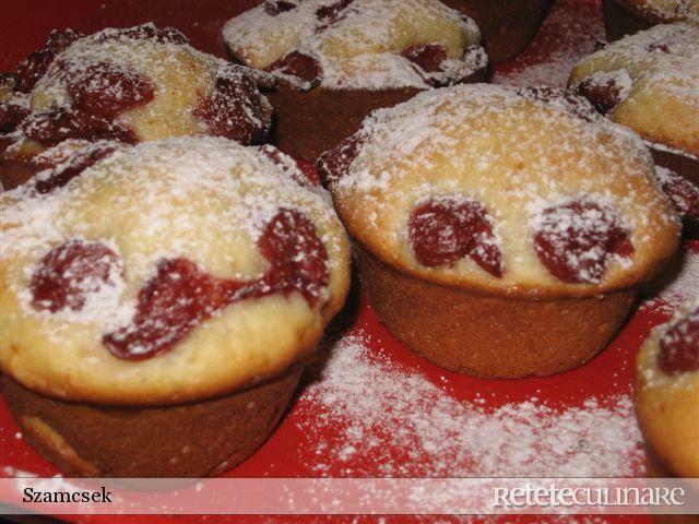 Imagine Reteta culinara Briose cu visine (sau orice fruct) | 2review.ro