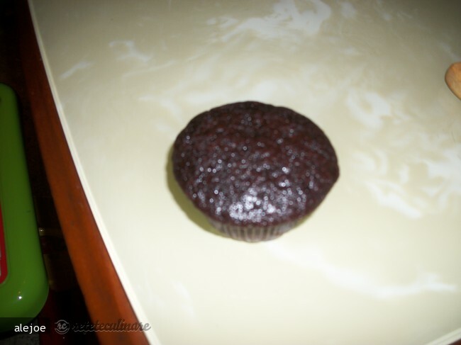 Imagine Reteta culinara Muffins cu Cacao si Ciocolata | 2review.ro