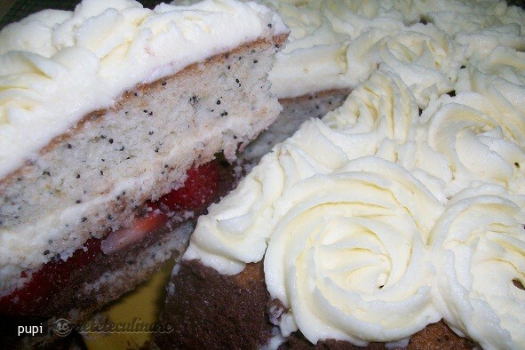 Imagine Reteta culinara Tort Simplu | 2review.ro