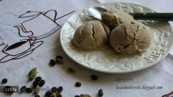 Imagine Reteta culinara Inghetata de Cafea cu Cardamom | 2review.ro