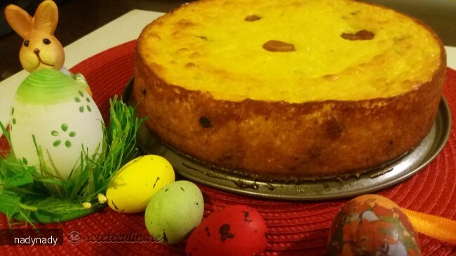 Imagine Reteta culinara Pasca Fara Aluat cu Caise si Ciocolata | 2review.ro