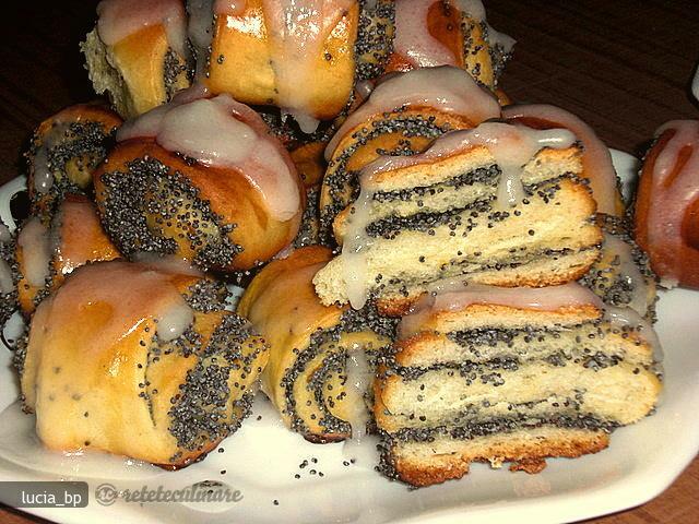 Imagine Reteta culinara Buseuri Dulci cu Mac | 2review.ro