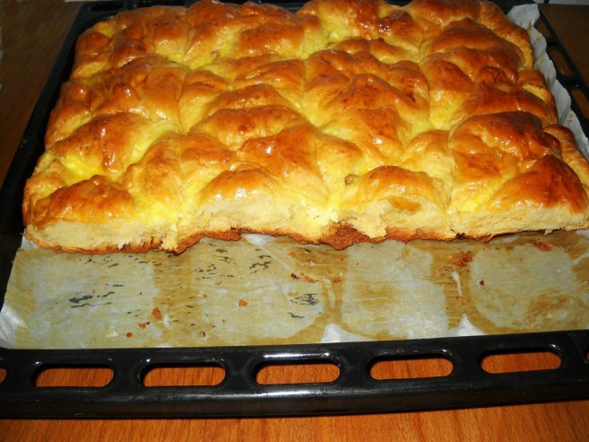 Imagine Reteta culinara Placinte `poale-n brâu` | 2review.ro