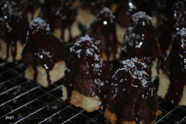 Imagine Reteta culinara Prajitura `Caroline` | 2review.ro