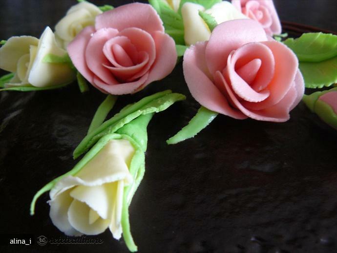 Imagine Reteta culinara Tort Sah cu Crema de Ciocolata | 2review.ro