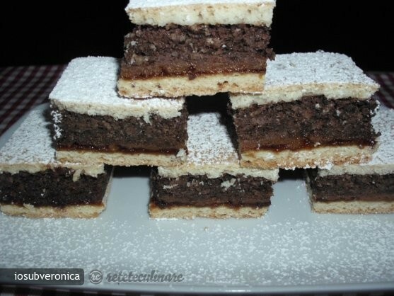 Imagine Reteta culinara Prajitura Intoarsa | 2review.ro