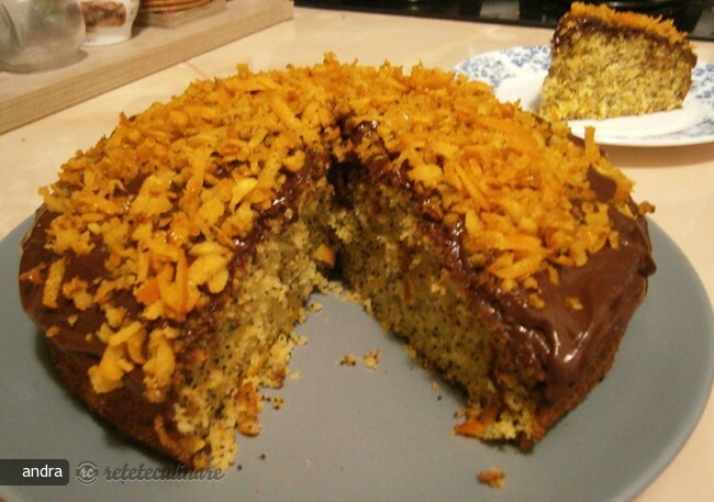 Imagine Reteta culinara Prajitura cu Portocale, Mac si Sos de Ciocolata | 2review.ro