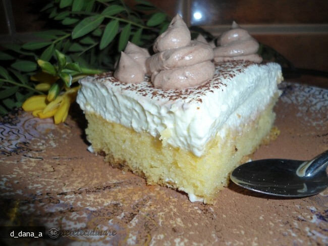 Imagine Reteta culinara Prajitura cu Crema de Vanilie | 2review.ro