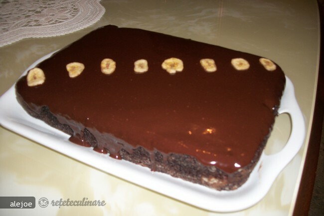 Imagine Reteta culinara Prajitura cu Ciocolata si Banane | 2review.ro