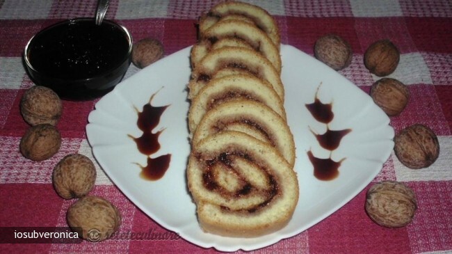 Imagine Reteta culinara Rulada cu Dulceata | 2review.ro