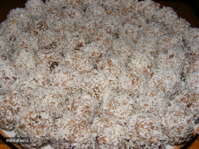 Imagine Reteta culinara Bomboane Dietetice (de Post) | 2review.ro