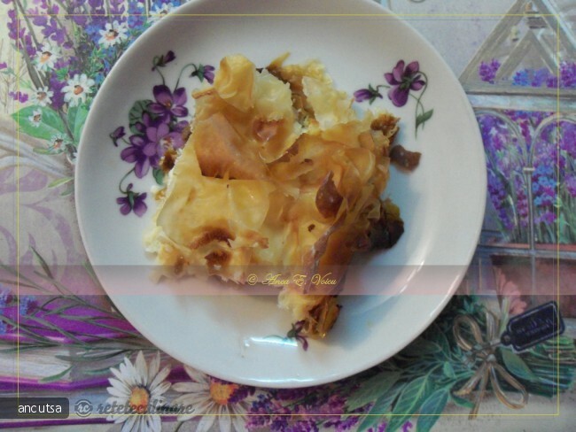 Imagine Reteta culinara Placinta cu branza, insiropata | 2review.ro