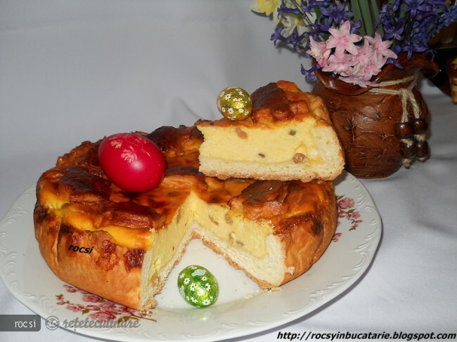 Imagine Reteta culinara Pasca cu umplutura de branza cremoasa | 2review.ro