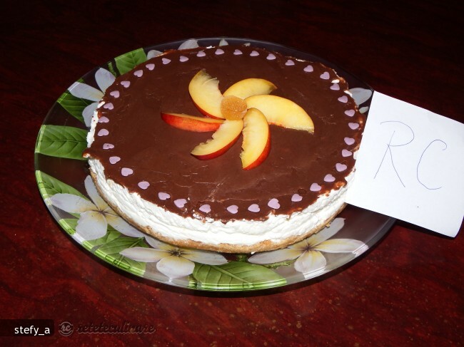 Imagine Reteta culinara Cheseecake cu Nectarine si Ciocolata | 2review.ro