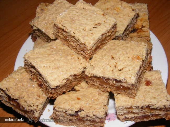 Imagine Reteta culinara Prajitura cu Gem de Mere (de Post) | 2review.ro