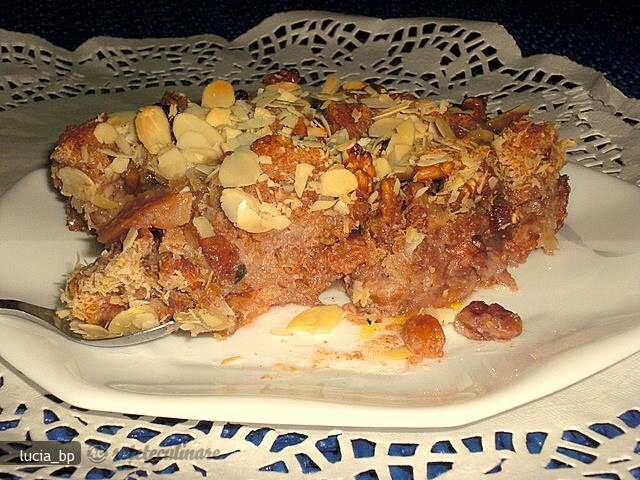 Imagine Reteta culinara Tarta cu Mere si Fulgi de Migdale | 2review.ro