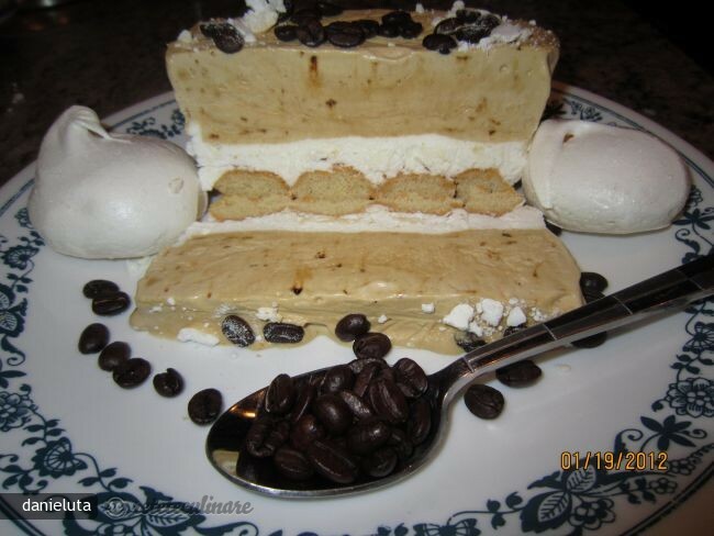 Imagine Reteta culinara Semifreddo Al Caffe` | 2review.ro