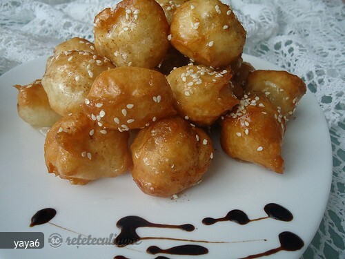 Imagine Reteta culinara Gogosele cu Aroma de Scortisoara, Susan si Sirop de Miere | 2review.ro