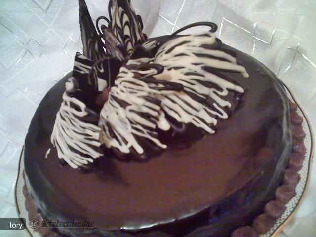 Imagine Reteta culinara Tort `Gaby` | 2review.ro