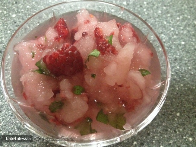 Imagine Reteta culinara Granita de Mentă cu Zmeură | 2review.ro