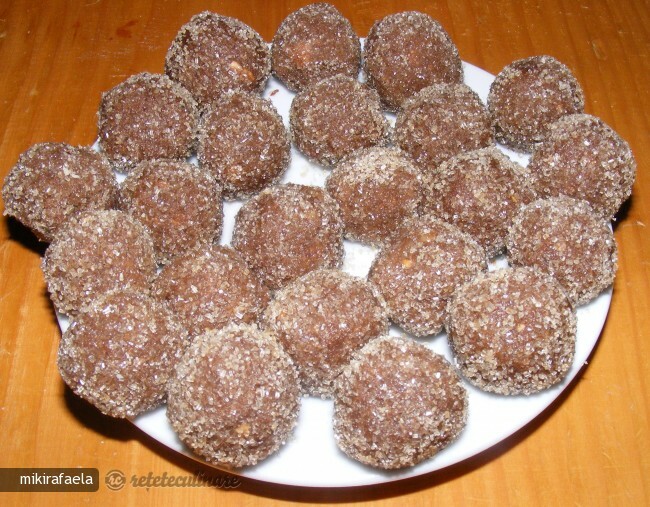 Imagine Reteta culinara Bomboane cu Visine din Visinata | 2review.ro