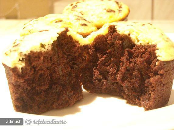 Imagine Reteta culinara Briose in 2 culori | 2review.ro