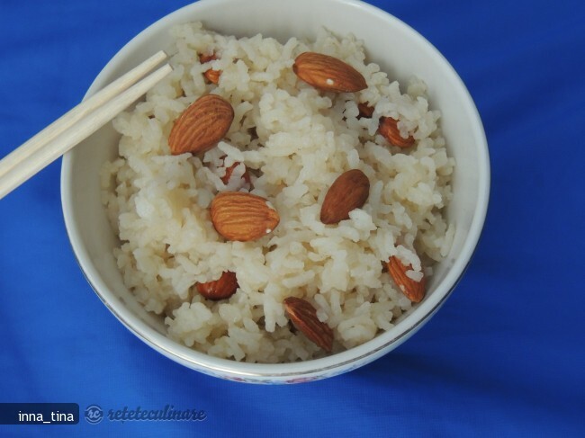 Imagine Reteta culinara Orez cu Miere si Migdale | 2review.ro